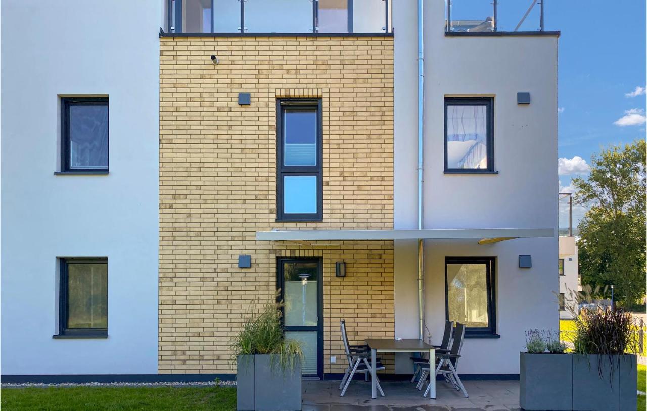 2 Bedroom Cozy Apartment In Rechlin Eksteriør bilde