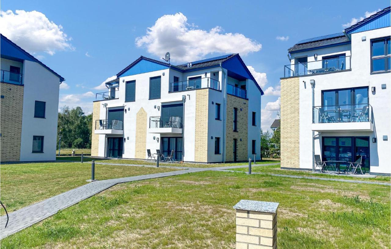 2 Bedroom Cozy Apartment In Rechlin Eksteriør bilde