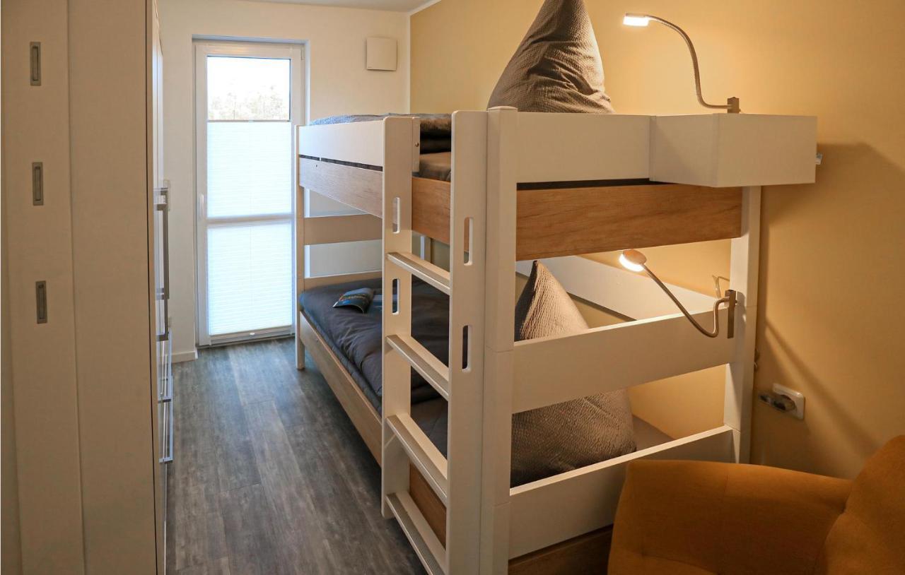2 Bedroom Cozy Apartment In Rechlin Eksteriør bilde