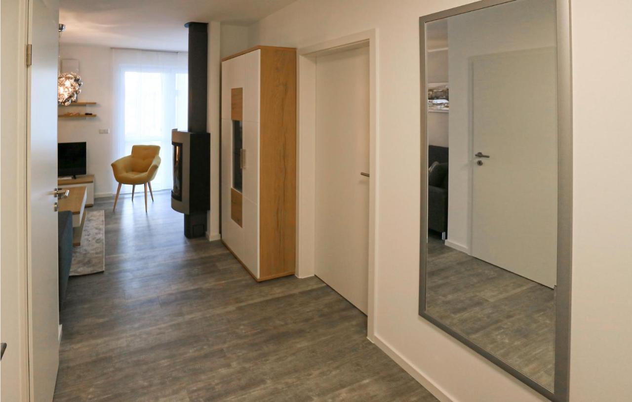 2 Bedroom Cozy Apartment In Rechlin Eksteriør bilde